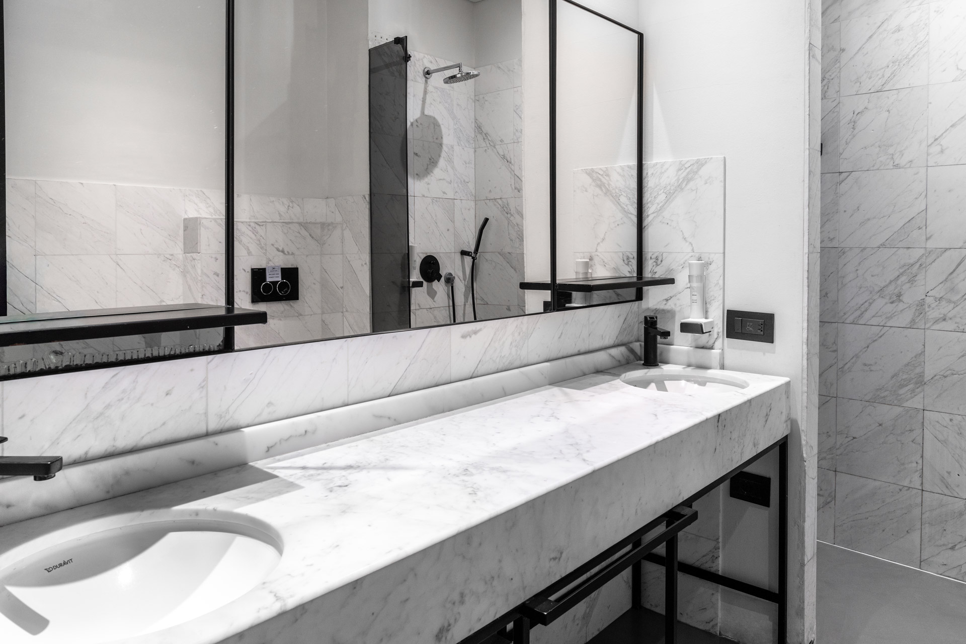 Bagno doppio lavabo